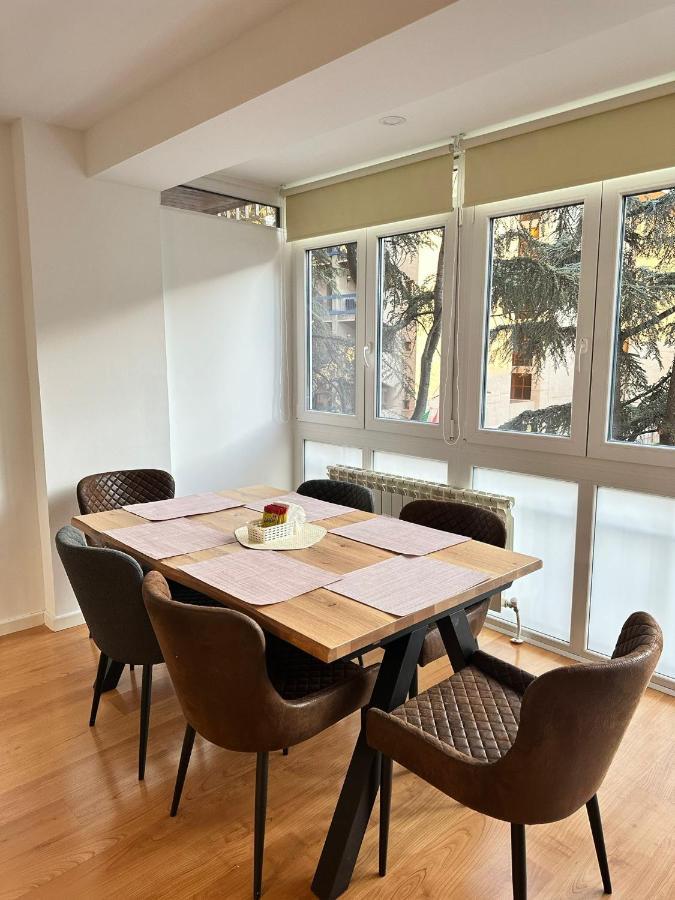 Apartamento De Lucerito Apartment Jaca Exterior photo